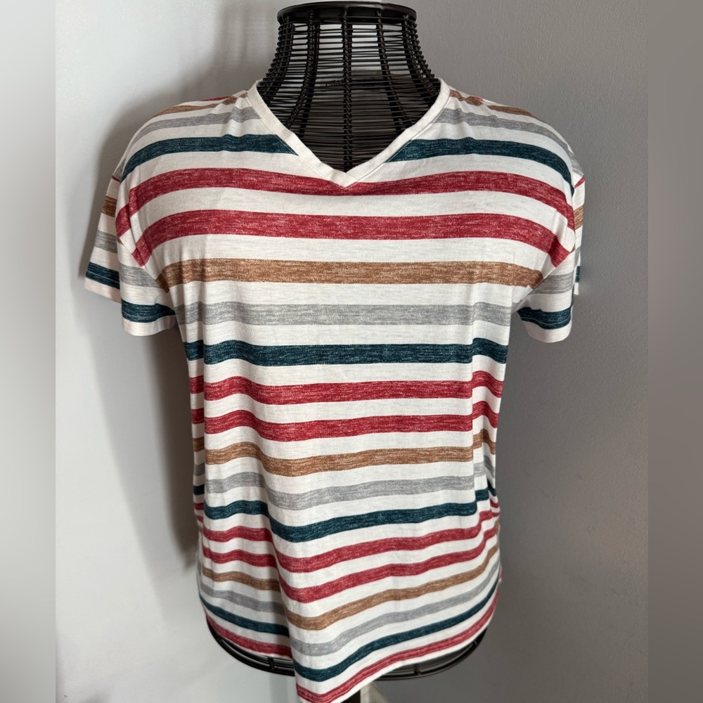V-neck earth tones striped summer t shirt size large